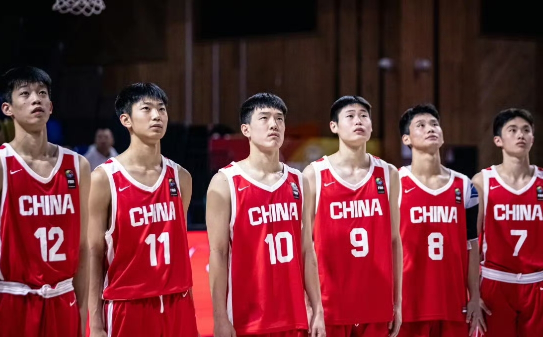 里程碑夜山东男篮再遭质疑，意大利杯窗口期刷纪录，媒体盛赞，高层口径保持一致的简单介绍