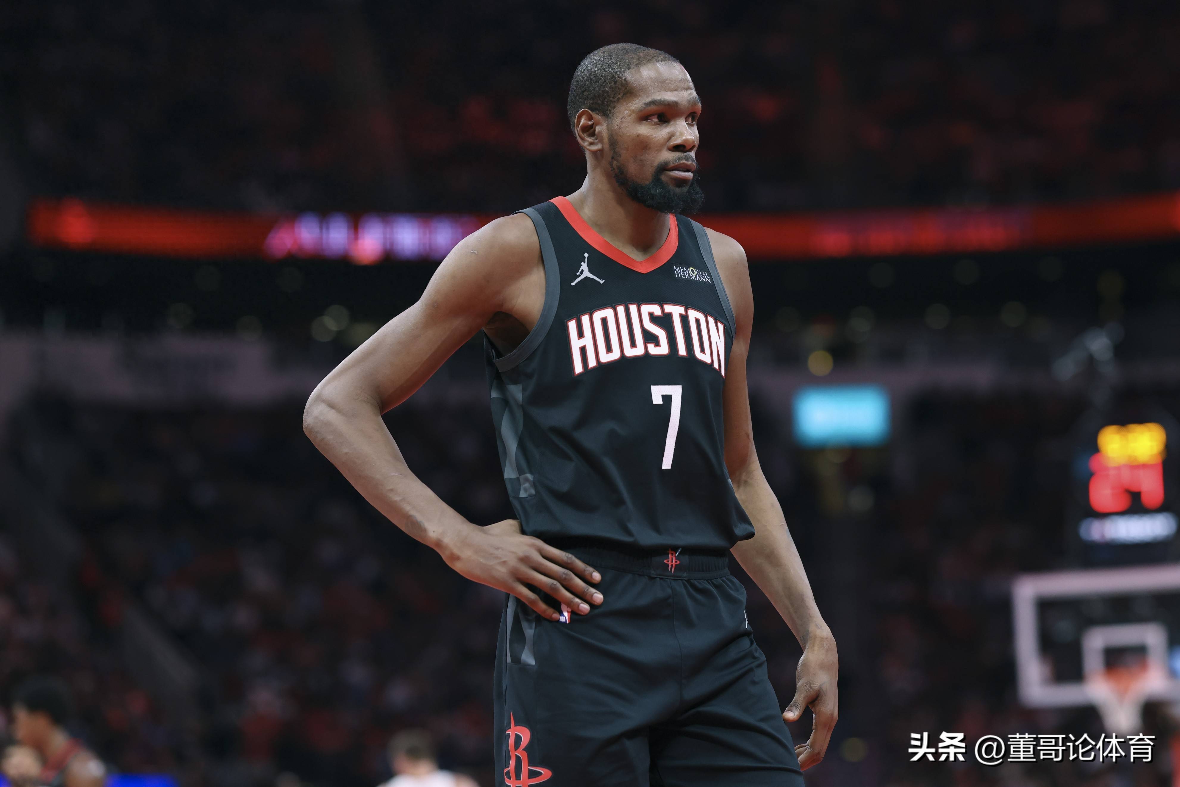 雷速竞猜-杜兰特赛事官方发布精彩发挥新规，美国队争议不断！的简单介绍