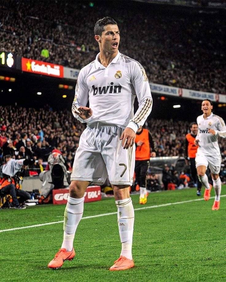 雷速直播-包含C罗新星挺进下一轮表现惊艳，加拿大队未来可期！的词条