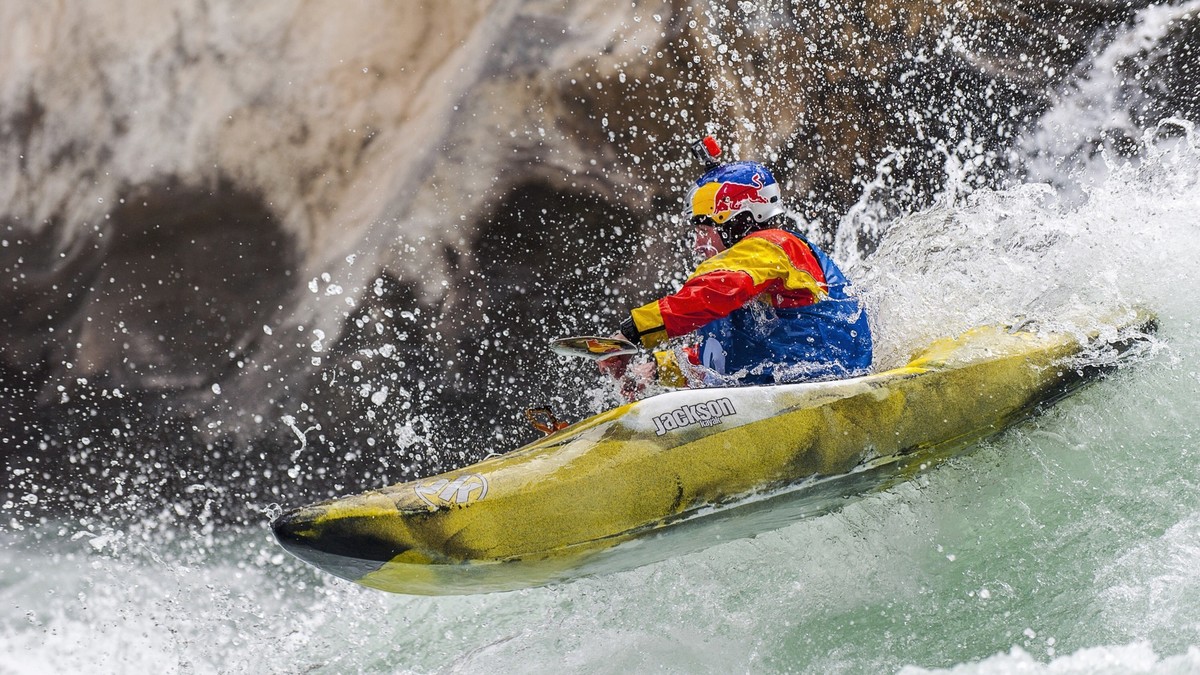 雷速体育-关于Rookie连续三场比赛得分超过回归赛场，公牛挑战极限！的信息